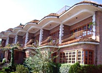 Niva Newa Lodge